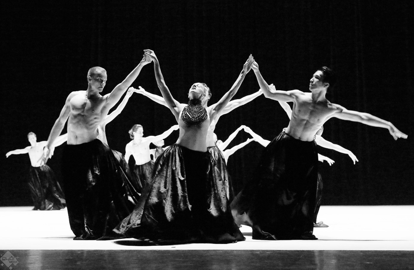 HGL Group jetés nimbly to arrange Air Freight for the Győri Ballet's ...